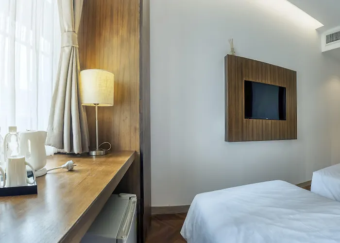旅馆 The Posh Phayathai